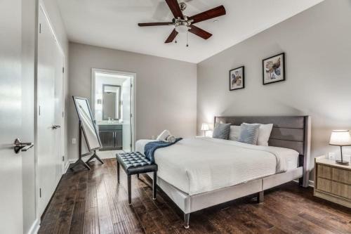 Cozysuites Modern 2br 2ba Apartment
