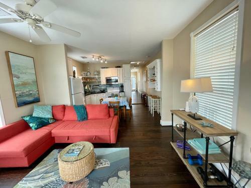 Seablue Cottage - Upstairs