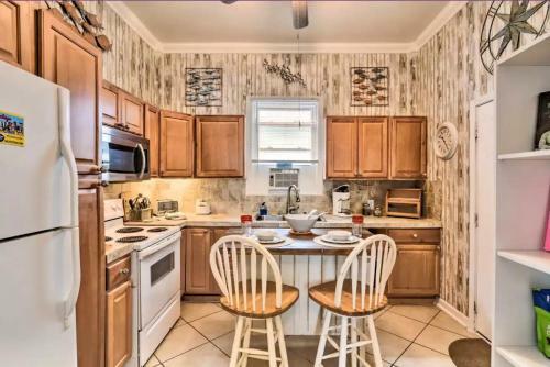 Charming Garden Cottage With Porretto Beach Pass!