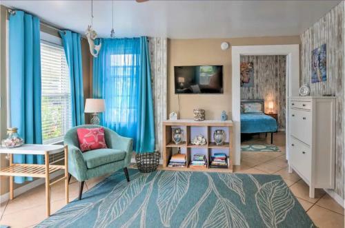 Charming Garden Cottage With Porretto Beach Pass!
