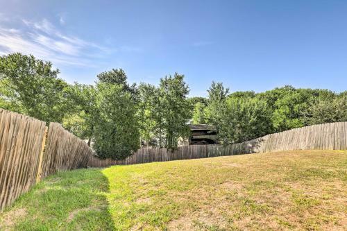 Spacious And Sunny Austin Home About 12 Mi To Dtwn!