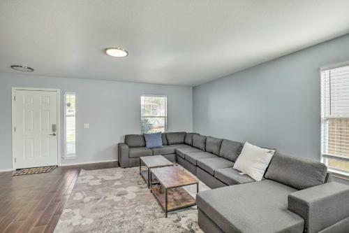 Spacious And Sunny Austin Home About 12 Mi To Dtwn!