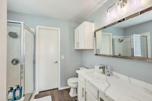 Spacious And Sunny Austin Home About 12 Mi To Dtwn!