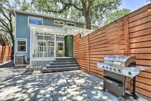 Retreat With Deck And Yard 4 Mi To Dtwn Austin!