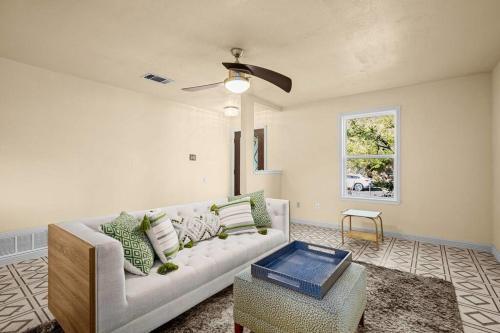 South Austin Oasis Dogs And Long Term Stays Welcome