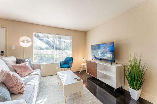 Apartamento Vivant - 2br - Comfy King Beds Suite Close To Downtown