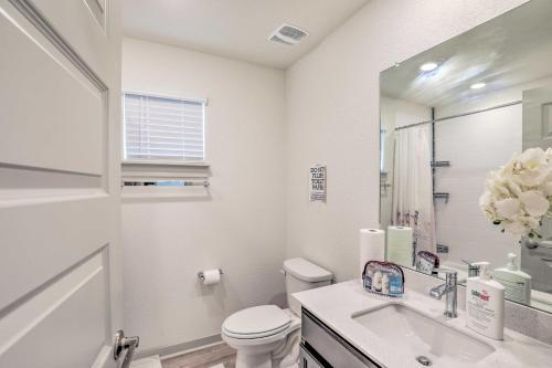 Spacious And Sunny Austin Home About 9 Mi To Dtwn!