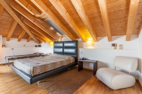 Hotel Ex-l