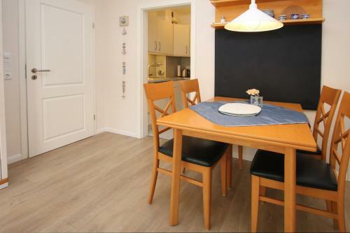 Apartamento Osterstra_e 1_ Whg_ 8_ Haus Flora