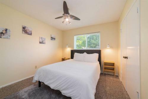 Large, Easy Access Single Story 3 Bed Home, 15mins Downtown Dallas