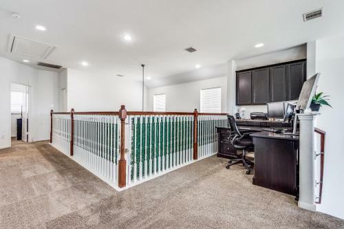 Beautiful 2 Story Luxury Home In An Upscale Area!