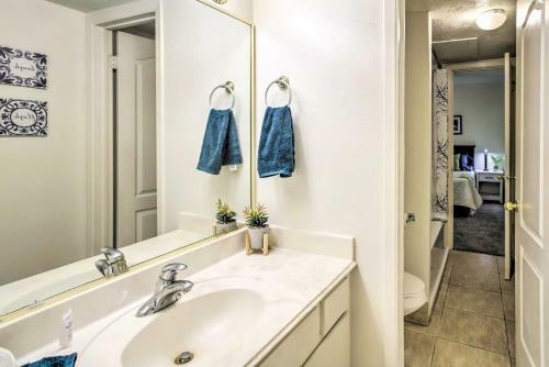 Apartamento Walden Golf Course Condo Near Lake Conroe!