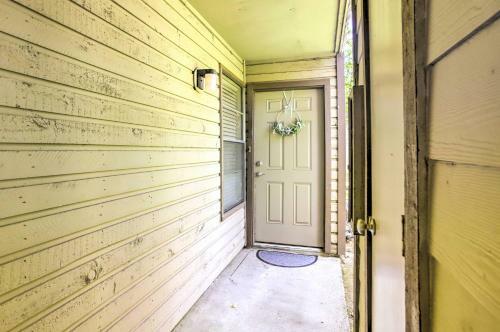 Apartamento Walden Golf Course Condo Near Lake Conroe!