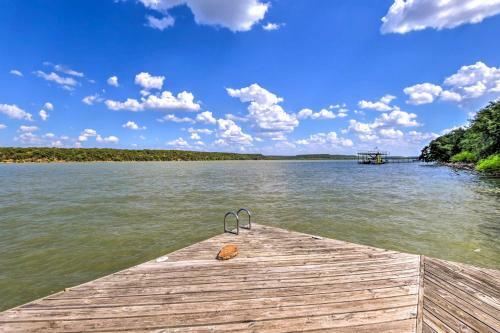 Lake Palo Pinto Retreat Dock And Private Pool!