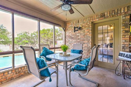 Lake Palo Pinto Retreat Dock And Private Pool!