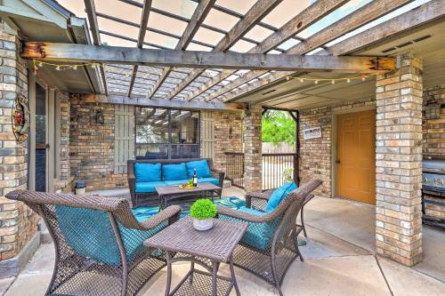 Lake Palo Pinto Retreat Dock And Private Pool!