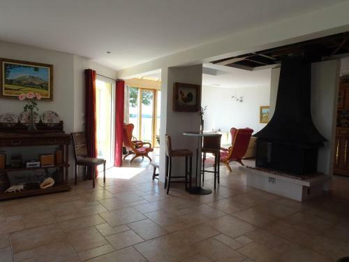 Holiday Home Marcilly
