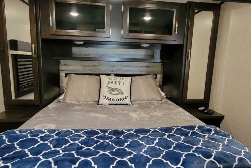 Brand New Rv Bay Front