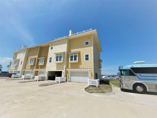 Marina's Edge Townhouse