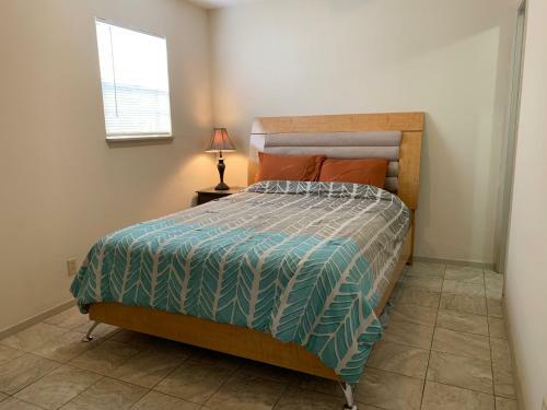 Lovely One Bedroom Apartment Nearby Riverwalk