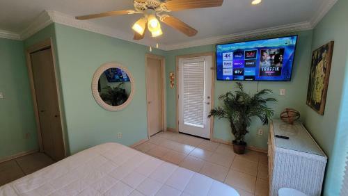 Campeche Triplex Unit A