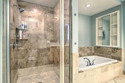 Apartamento South Padre Island Retreat With Beach Access!