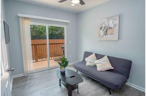 Newly Remodeled 4br 2ba Near Amazing Downtown