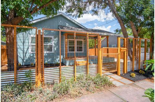 Newly Remodeled 4br 2ba Near Amazing Downtown