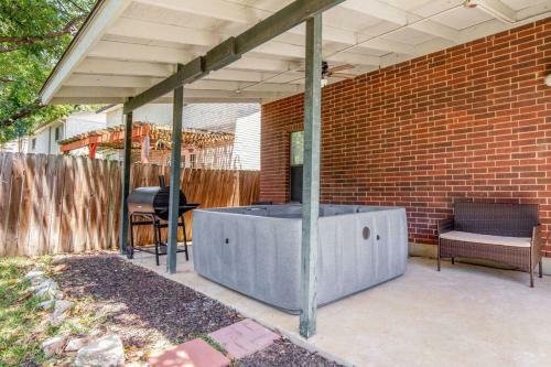 5 Bedrooms W/ Hot Tub, Chefs Kitchen, Game Lounge