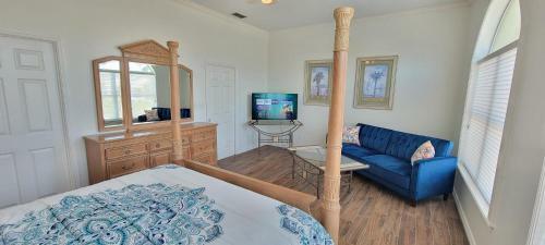 Chris Beach Pool Townhome Home