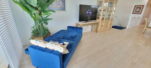 Chris Beach Pool Townhome Home