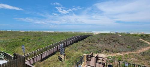Chris Beach Pool Townhome Home