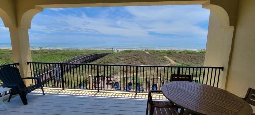 Chris Beach Pool Townhome Home