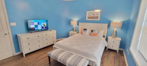 Chris Beach Pool Townhome Home