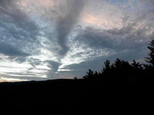 Villa Tuscan Luxury In Vermont - Private 25 Acres, Views