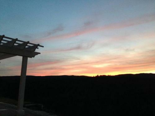 Villa Tuscan Luxury In Vermont - Private 25 Acres, Views