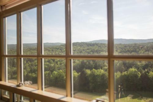 Villa Tuscan Luxury In Vermont - Private 25 Acres, Views