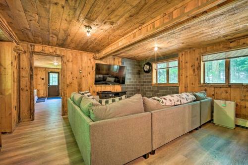 Bright Wilmington Chalet Less Than 8 Mi To Mount Snow