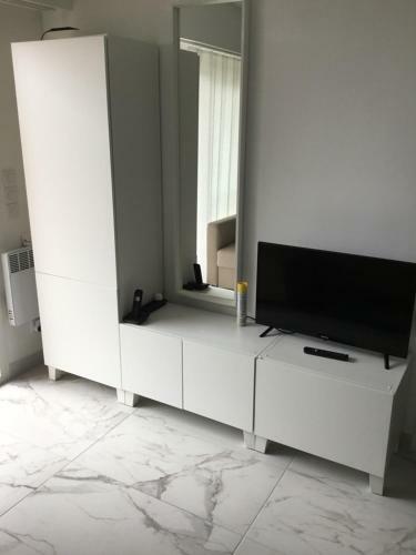 Apartamento Studio Independant Dans Villas, Parking, Piscine, Vue Mer