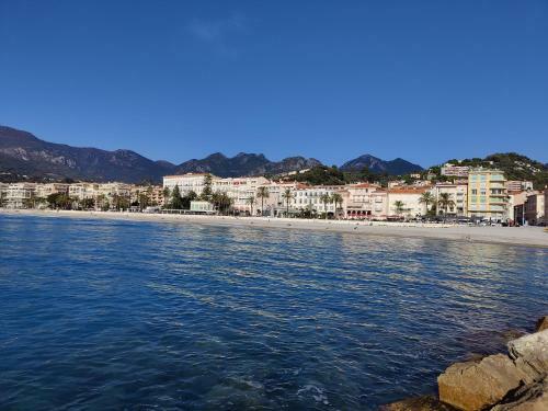 Apartamento Le Coq Bleu D'azur - Les Pieds Dans L'eau !