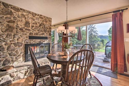 Modern Hiwassee Retreat With Mtn Views And Dock Access