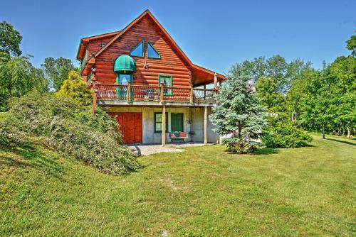 Lakewood Lodge Escape With Fire Pit And Lake Access!