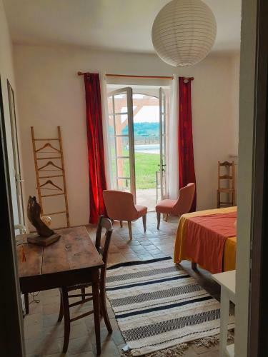 Hostal Clair De Vigne