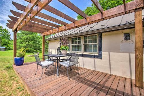 Rustic Cabin With Private Deck And River Access!