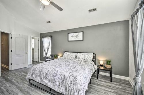 Norfolk Townhome Less Than 2 Mi To Ocean View Beach!