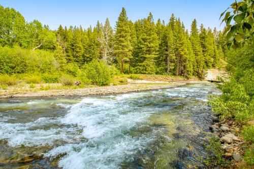 Teanaway River Lodge