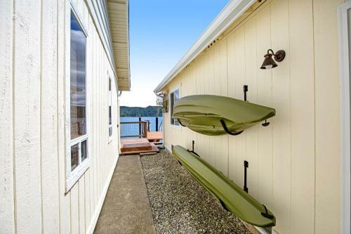 Hood Canal Hideaway