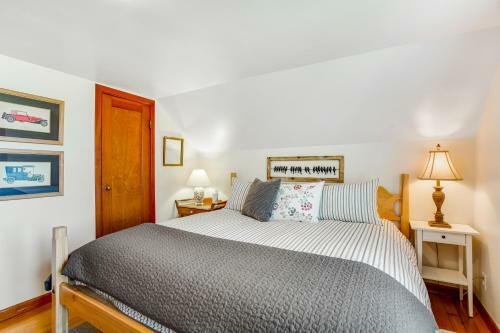 Buzz & Christa's Beach House