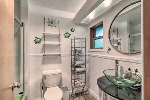 Bright And Airy Home With Sweeping View And Hot Tub