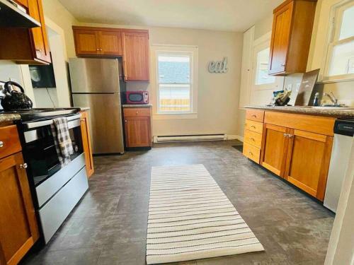Apartamento Cute And Cozy 2-br Bungalow Near Everything!
